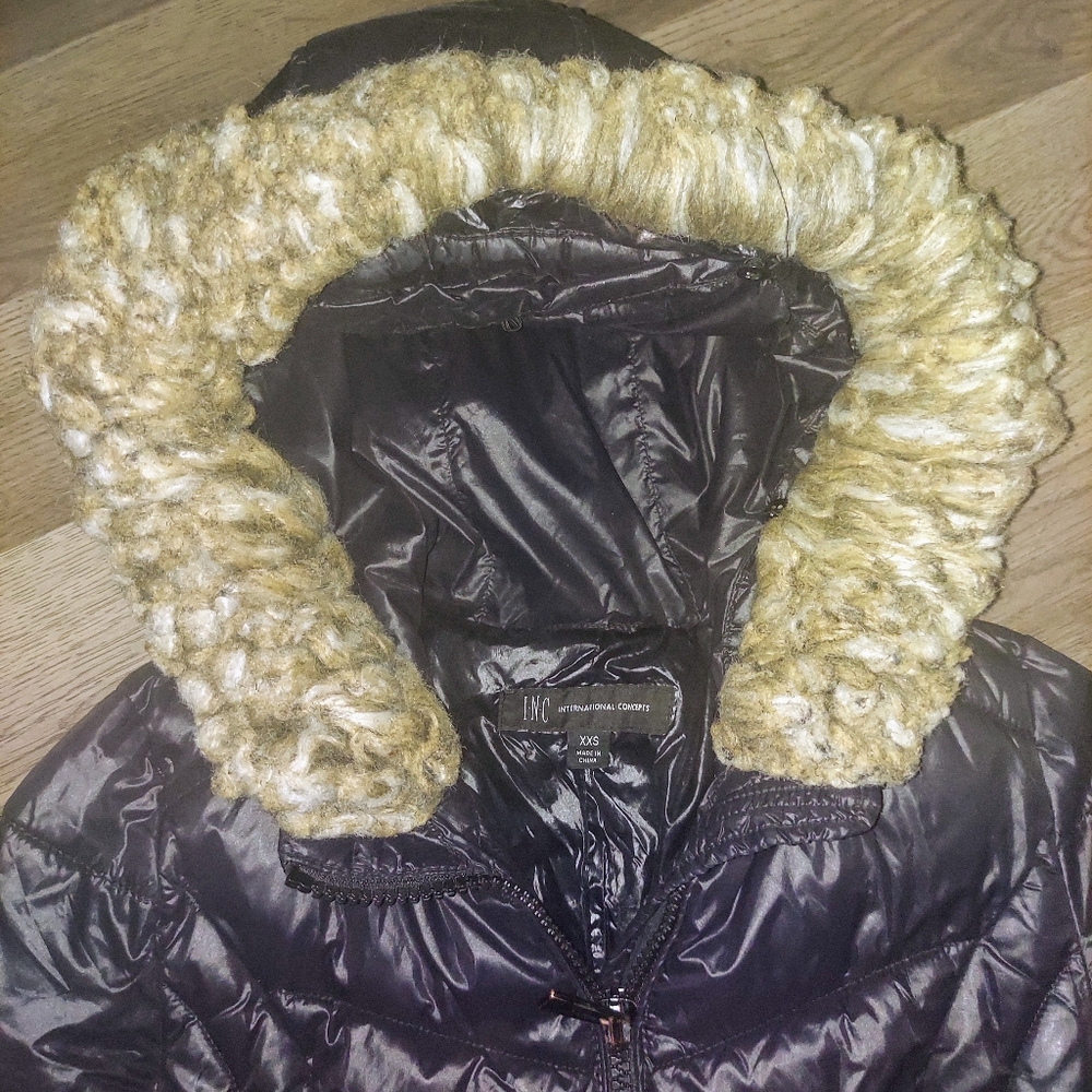 Coat - Picture 2 of 3